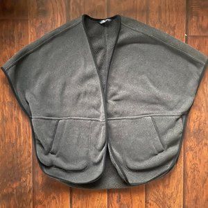The North Face Crescent Poncho